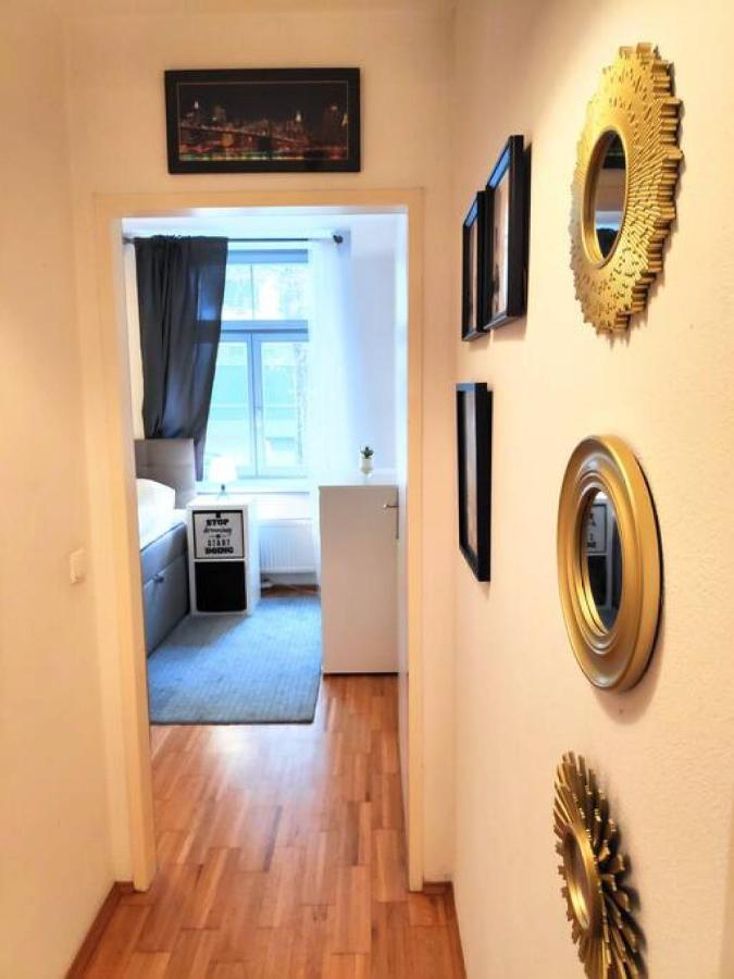 Nd Exquisites Wundervolles Ruhiges Terrassenapartment Mit Garage 维也纳 外观 照片
