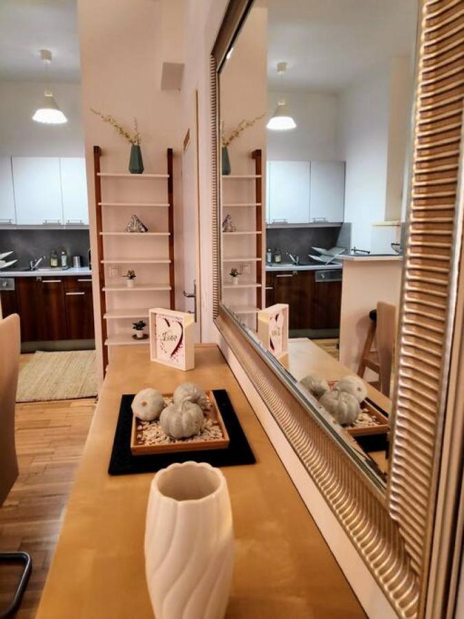 Nd Exquisites Wundervolles Ruhiges Terrassenapartment Mit Garage 维也纳 外观 照片