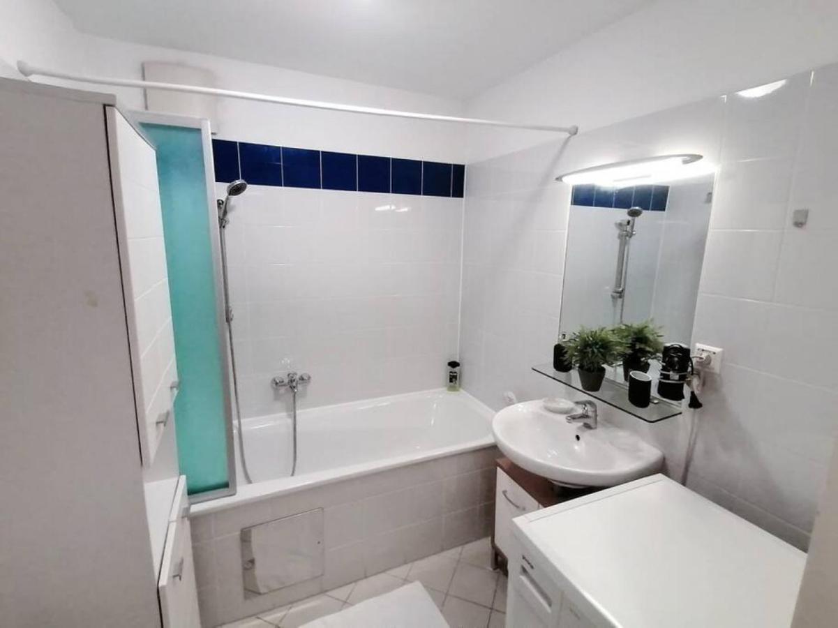 Nd Exquisites Wundervolles Ruhiges Terrassenapartment Mit Garage 维也纳 外观 照片