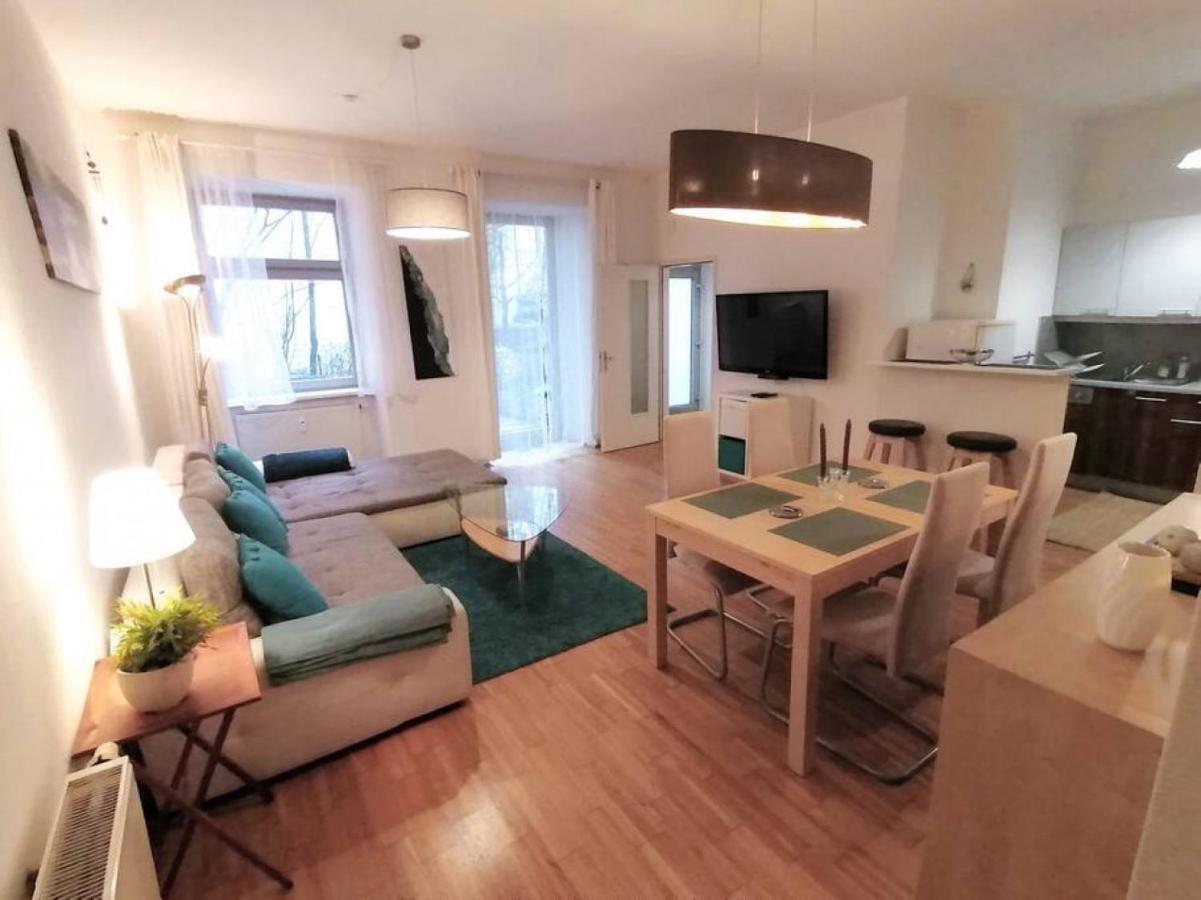 Nd Exquisites Wundervolles Ruhiges Terrassenapartment Mit Garage 维也纳 外观 照片