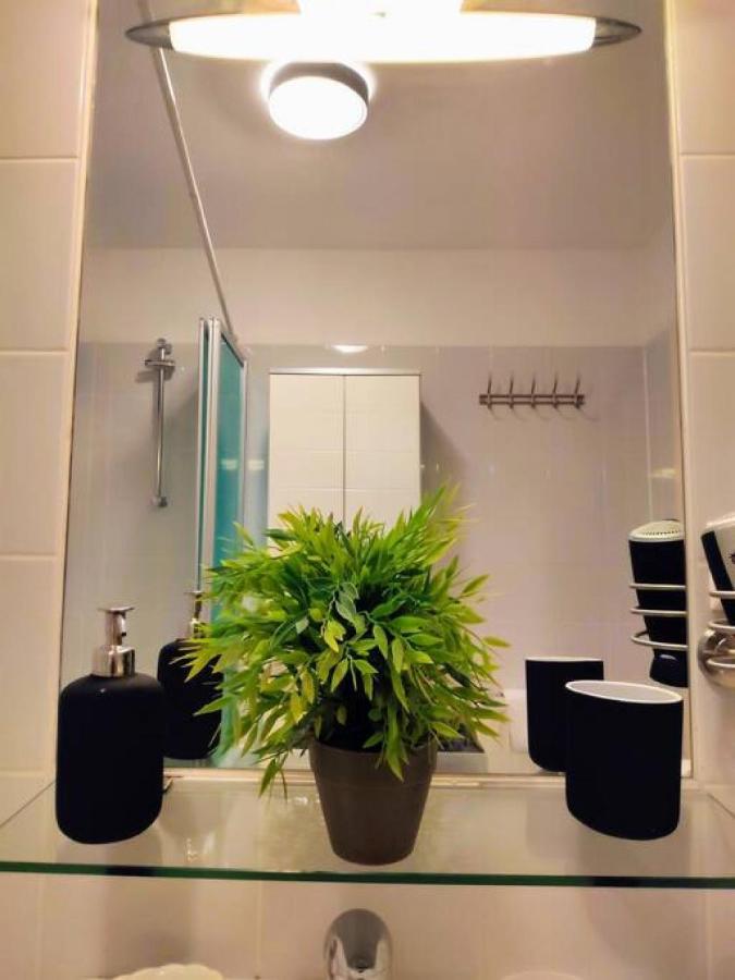Nd Exquisites Wundervolles Ruhiges Terrassenapartment Mit Garage 维也纳 外观 照片