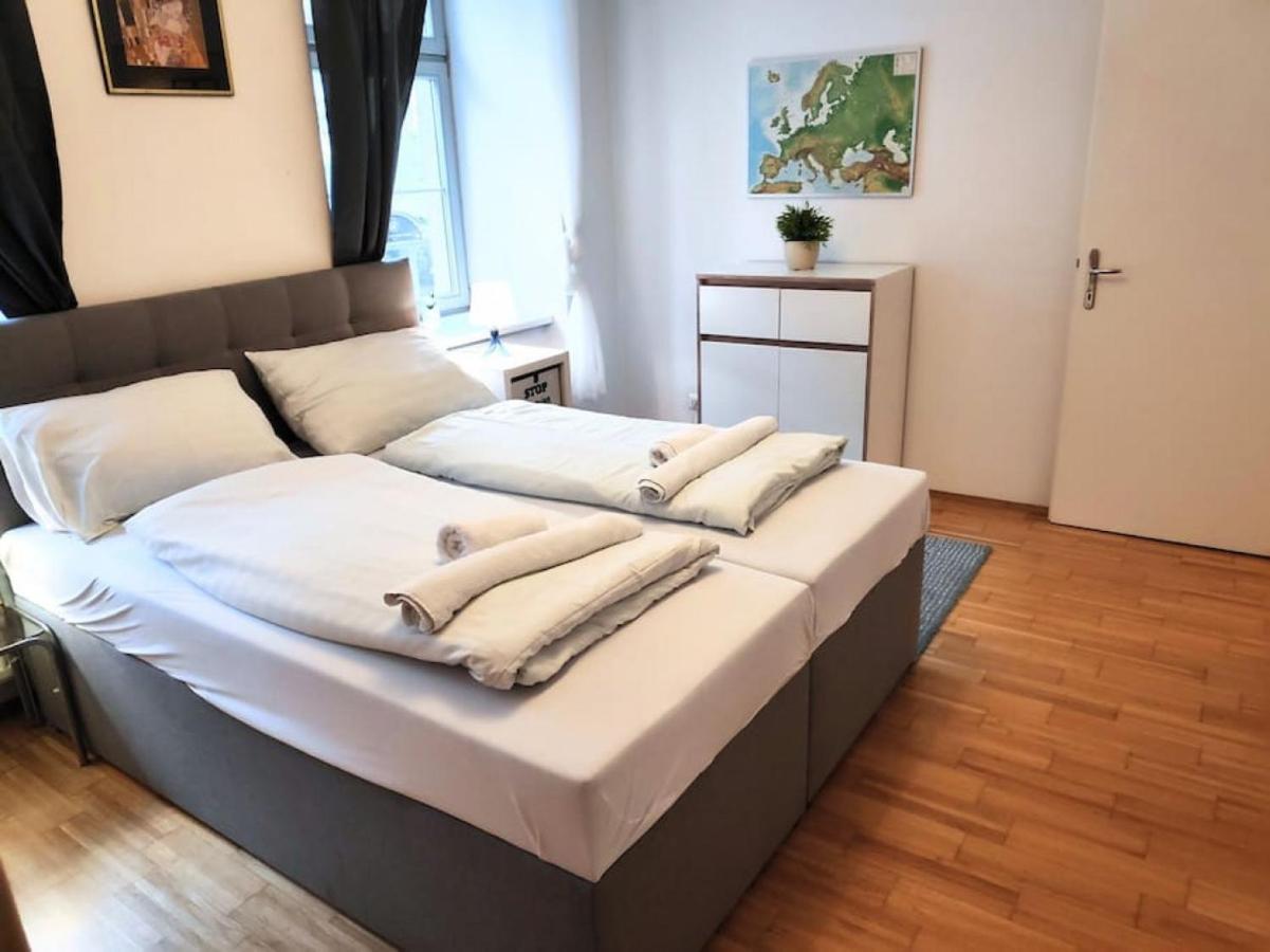 Nd Exquisites Wundervolles Ruhiges Terrassenapartment Mit Garage 维也纳 外观 照片